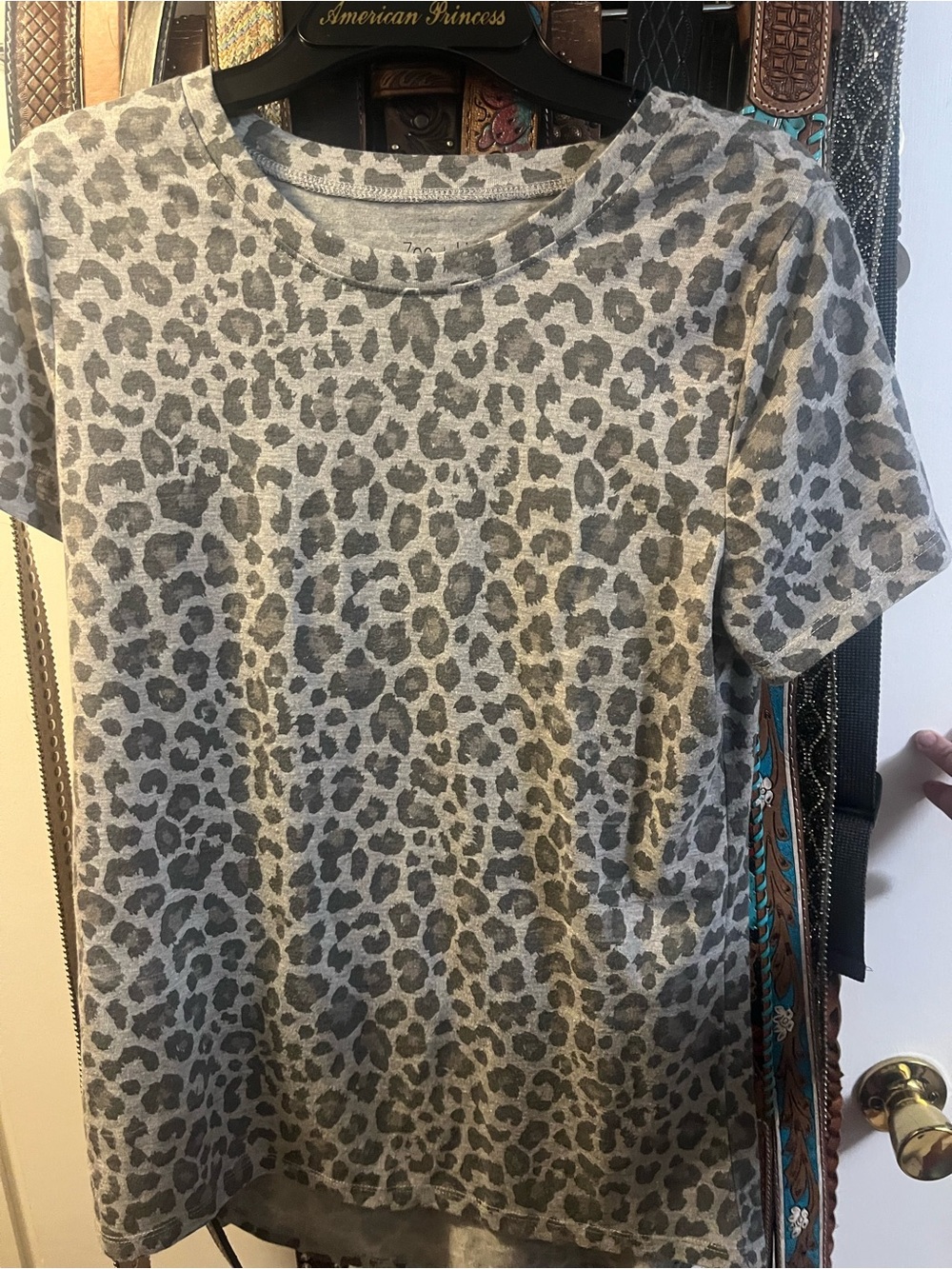 Zoe + Liv Grey Leopard Print Short Sleeve Tee